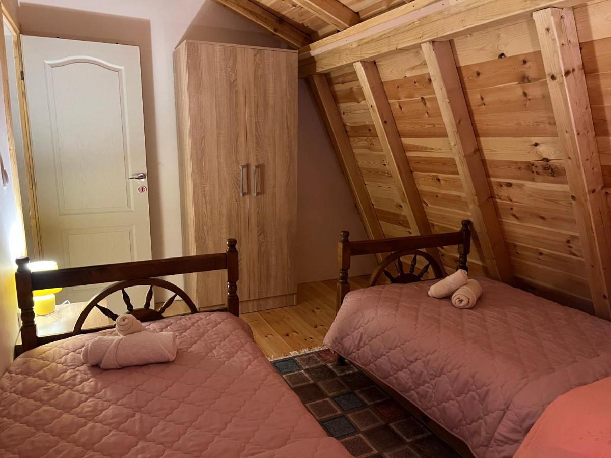 Laf Guest House Колашин Екстер'єр фото
