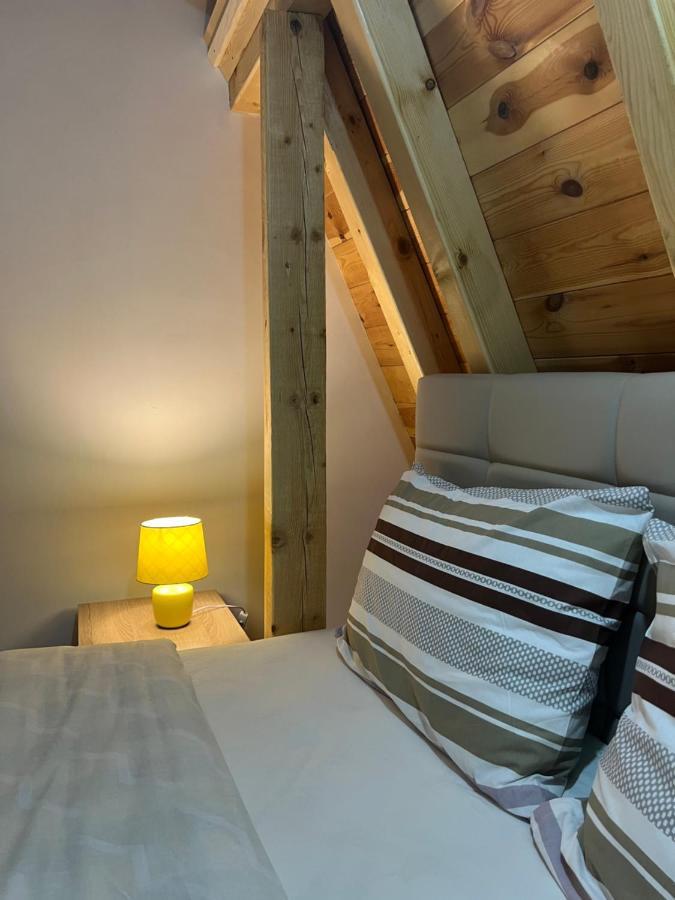 Laf Guest House Колашин Екстер'єр фото