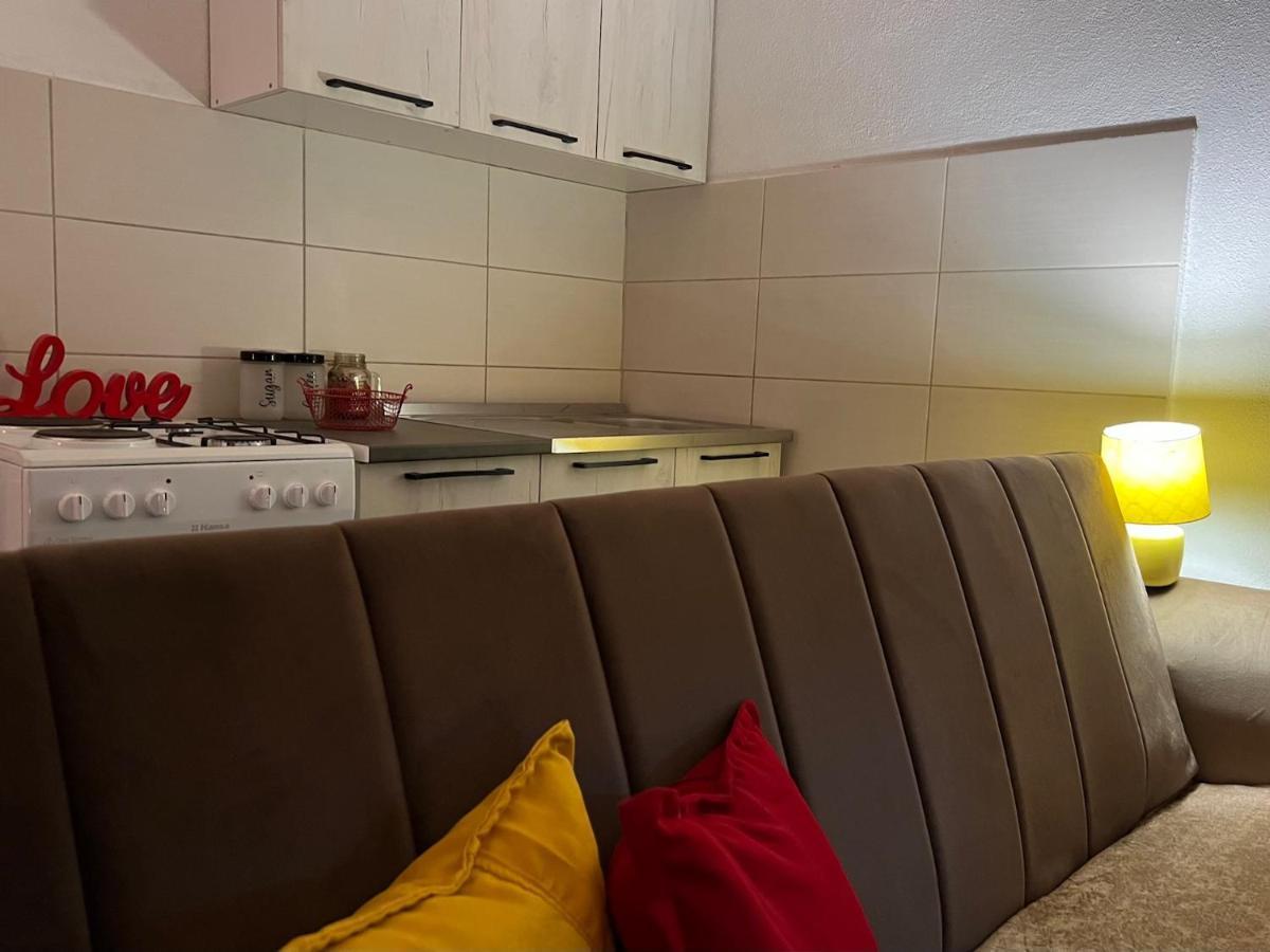Laf Guest House Колашин Екстер'єр фото